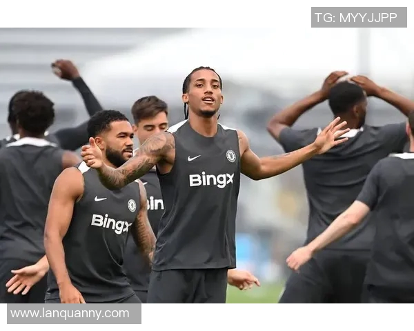 欧足联5000欧元罚款反映反种族歧视行动的象征性与无力感